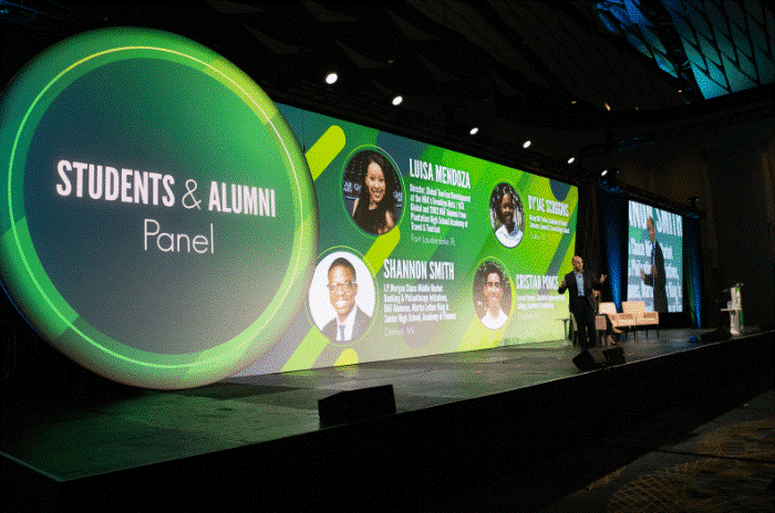 student and alumni scenic